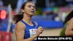 «Зараз ми спробуємо змінити моє спортивне громадянство, щоб я могла виступати за збірну Польщі», – сказала Тимановська