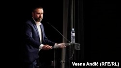 Izvinjenje zbog ubijenih radnika RTS: Džeremi Skejhl