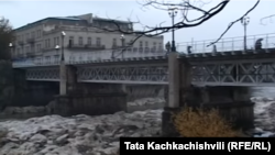 "თეთრი ხიდი"