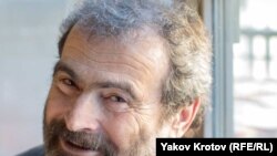 Аркадий Дубнов