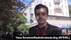 Громадянин Росії прийшов на вибори Держдуми у вишиванці