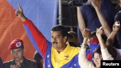 Николас Мадуро мурда айдоочу болгон.