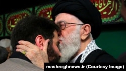 میثم مطیعی و آیت‌الله خامنه‌ای