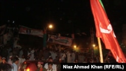 Шайлоо жыйынтыгын майрамдап жаткандар. 12-май, 2013-жыл.