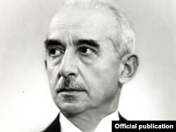 Түркиянын экинчи президенти Исмет Инөнү (İsmet İnönü)