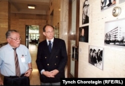 Азамат Алтай менен Томас Дайн. Прага. 06.6.2003.