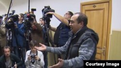 Ахрал Азимов дает интервью после суда