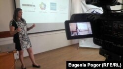 Yvette Merzbacher a venit la Chişinău în mai 2016, pentru a prezenta programul elevilor din şcolile evreieşti şi profesorilor din alte şcoli