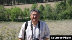 Макелек Өмүрбай.