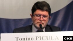 Tonino Picula