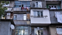 Un bloc din Chişinău, în preajma alegerilor