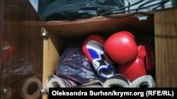 Антресолі в будинку Аділових, де нібито знайшли три книжки