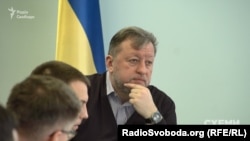 Віктор Шемчук визначає, чи достатній фах у претендентів на звання прокурора, призначає для них дисциплінарну відповідальність