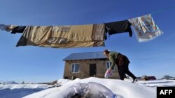 Кыргызстанда ажырашуудан аялдар көп жабыр тартаары айтылып келет. Сүрөттүн макалага тиешеси жок