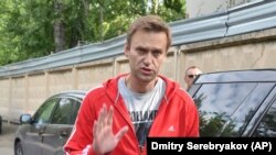 Алексей Навальный абактан чыккан учур. Москва, 14-июнь, 2018-жыл.