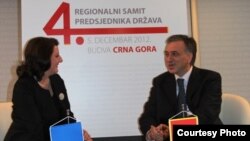 Atifete Jahjaga i Filip Vujanović na susretu u Budvi, 5. decembar 2012.