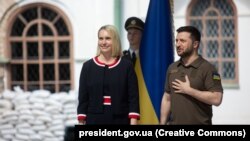 Бриджет Бринк, сафири Амрико дар Украина бо Владимир Зеленский.