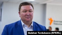 Мирлан Жээнчороев.