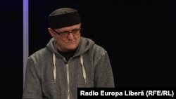 „Partidul dominant în guvernare încearcă să ascundă gunoiul sub preș, după ce s-a făcut publică această listă nu tocmai plăcută de observații.”