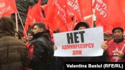 La unul din protestele PSRM din campanie