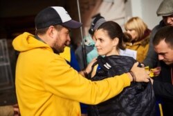 Наталія Бабенко та Сергій Чеботаренко під час зйомок фільму «Пульс»