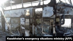 Мигранттар түшкөн автобус өрттөн кийин. Актөбө. 18-январь, 2018-жыл