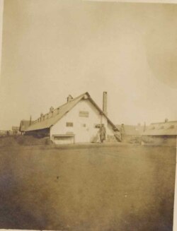 Baracă în lagărul Șipote