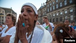 Tihi marš za žrtve leta MH17, Amsterdam, 23. juli 2014.