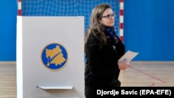 Janjić ocenjuje da je izborima "samo jedno od tih žarišta krize o odnosima Srba i Albanaca privremeno primireno'