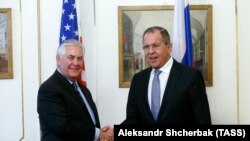 Rex Tillerson dhe Sergei Lavrov, 7 dhjetor 2017