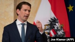 Sebastian Kurz egy bécsi sajtótájékoztatón 2021. június 18-án