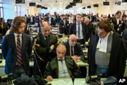 Slušanje presude u strogo čuvanoj sudnici u Lamezia Terme, južna Italija, u ponedjeljak, 20. novembar 2023.