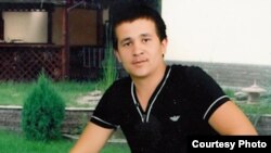 Акси Ҳушёр Қобилов, яке аз ҷавонони ихроҷшуда