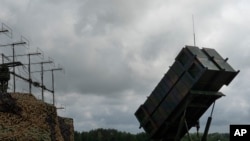 Представник офісу прем’єр-міністра Ізраїлю підтвердив, що система Patriot була повернута до США, додавши, що «нам невідомо, чи була вона доставлена в Україну»