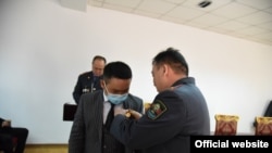 Сыйлоо аземи учурунда. 3-ноябрь, 2020-жыл. 