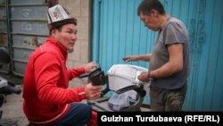 Арстанбектин жакшы таанышы анын электромопедин бекер эле оңдоп берди. Эми спортчу машыгууларга оңой эле барып келет.