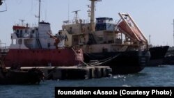 Танкери Captain Khayyam і «Рута» в порту Тріполі, Лівія