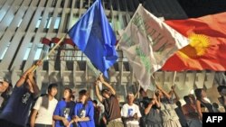 Кыргызстанда саясий партиялар шайлоо алдында гана активдешет.