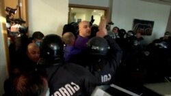 In Dramatic Early Morning Raid, Georgian Police Arrest Opposition Leader