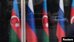 Москва менен Бакунун дипломатиялык тиреши уланып, бири-бирине нааразылык нотасын тапшырган.