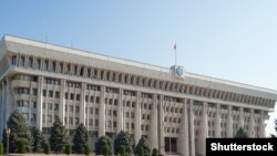 Здание Жогорку Кенеша.