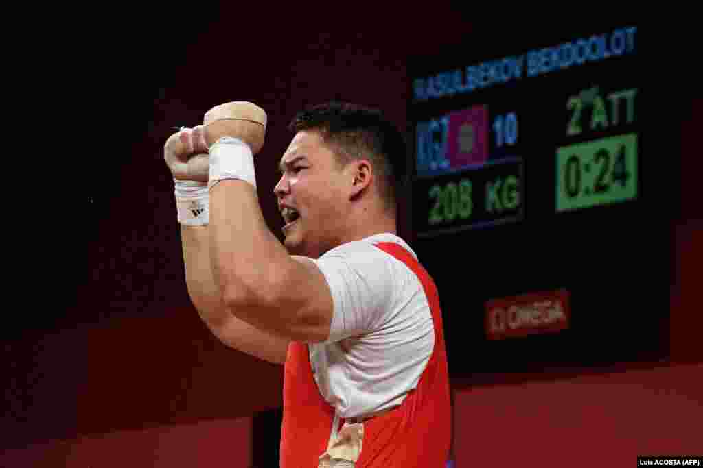 Жалпысынан 374 килограмм салмакты багындырып Бекдөөлөт 6-орунду ээледи.&nbsp;