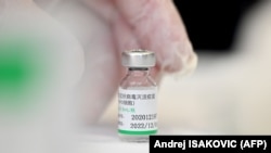 Вакцина Sinopharm викликала суперечки в багатьох країнах Заходу