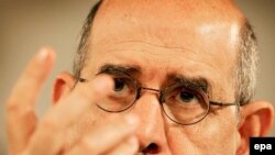 آقای ابرادعی می گوید که سه سال بازرسی آژانس از تاسيسات اتمی ايران نتوانسته صلح آميز بودن فعاليت های هسته ای ايران را به اثبات برساند.