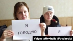 В Луганской области жены шахтеров объявили голодовку