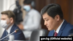 Глава кабинета министров Улукбек Марипов. 