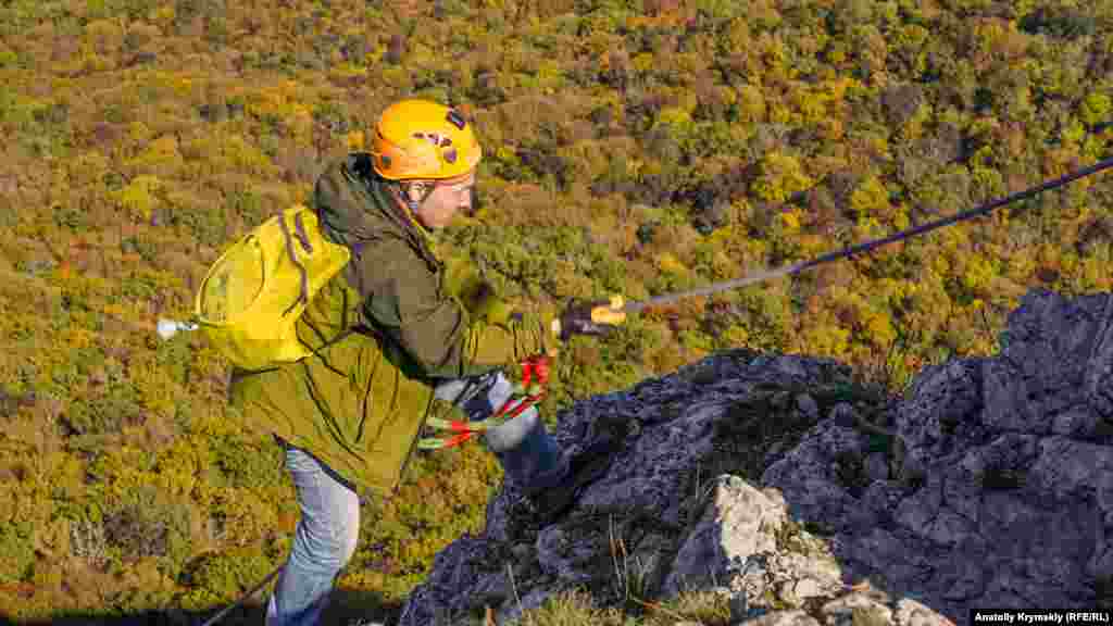 Любители альпинизма могут подняться на Ильяс-Кая по виа феррата с западной стороны только со специальным снаряжением