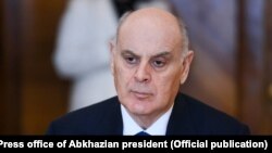 Аслан Бжания