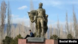 Петр Семенов-Тянь-Шанскийдин эстелиги. Интернеттен алынган архив сүрөт.