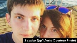Blogger-ul belarus Ilhar Losik și soția sa, Daria.